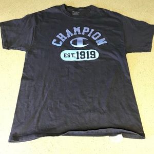 Champion T-Shirt Size Large